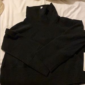 Retreat yourself pullover lululemon